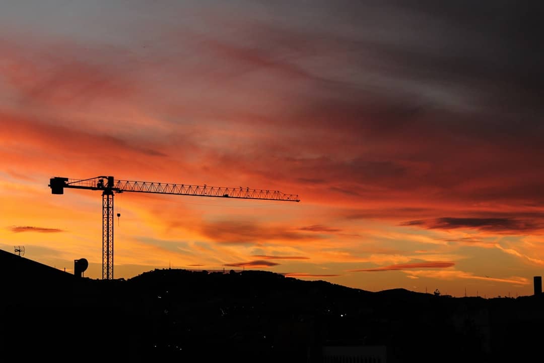 Photo manual gantry crane